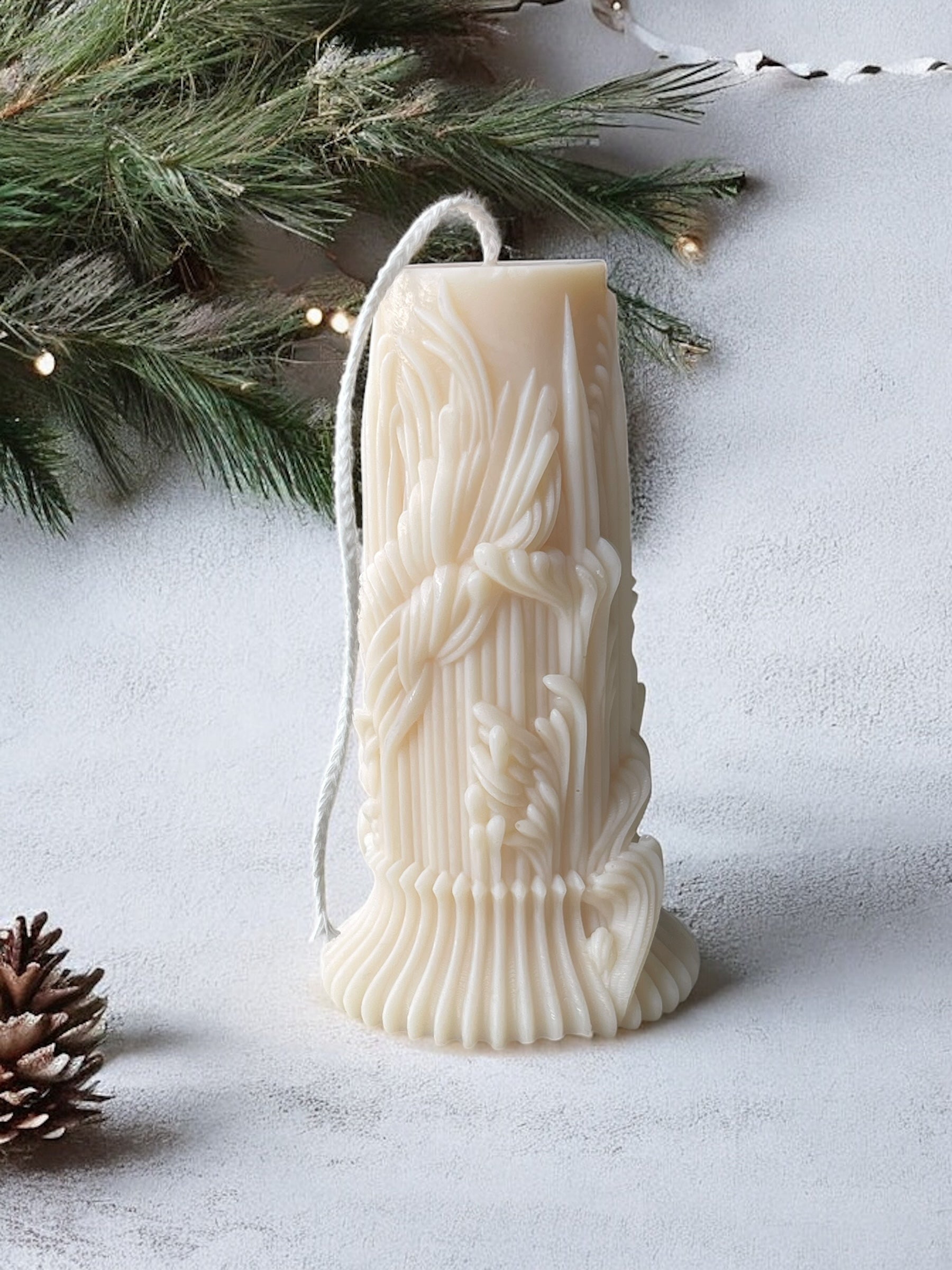 DECORATIVE CANDLE - CHRISTMAS PILLAR CANDLE