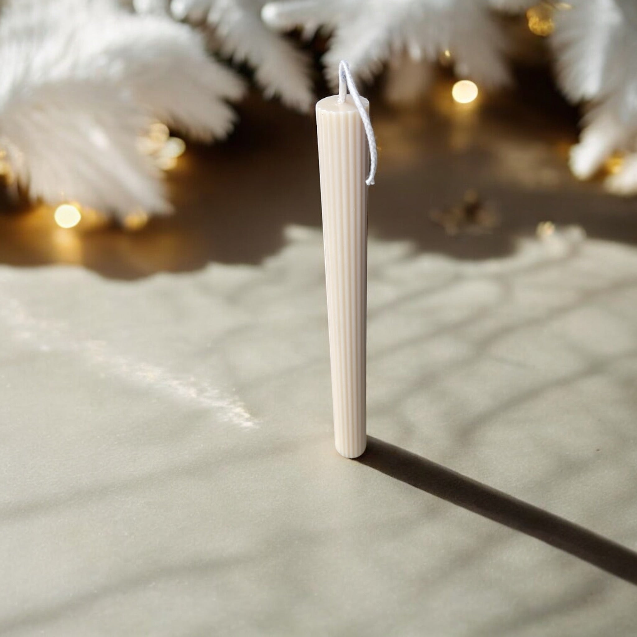 DECORATIVE CANDLE - TALL RIBBED CHRISTMAS PILLAR CANDLE