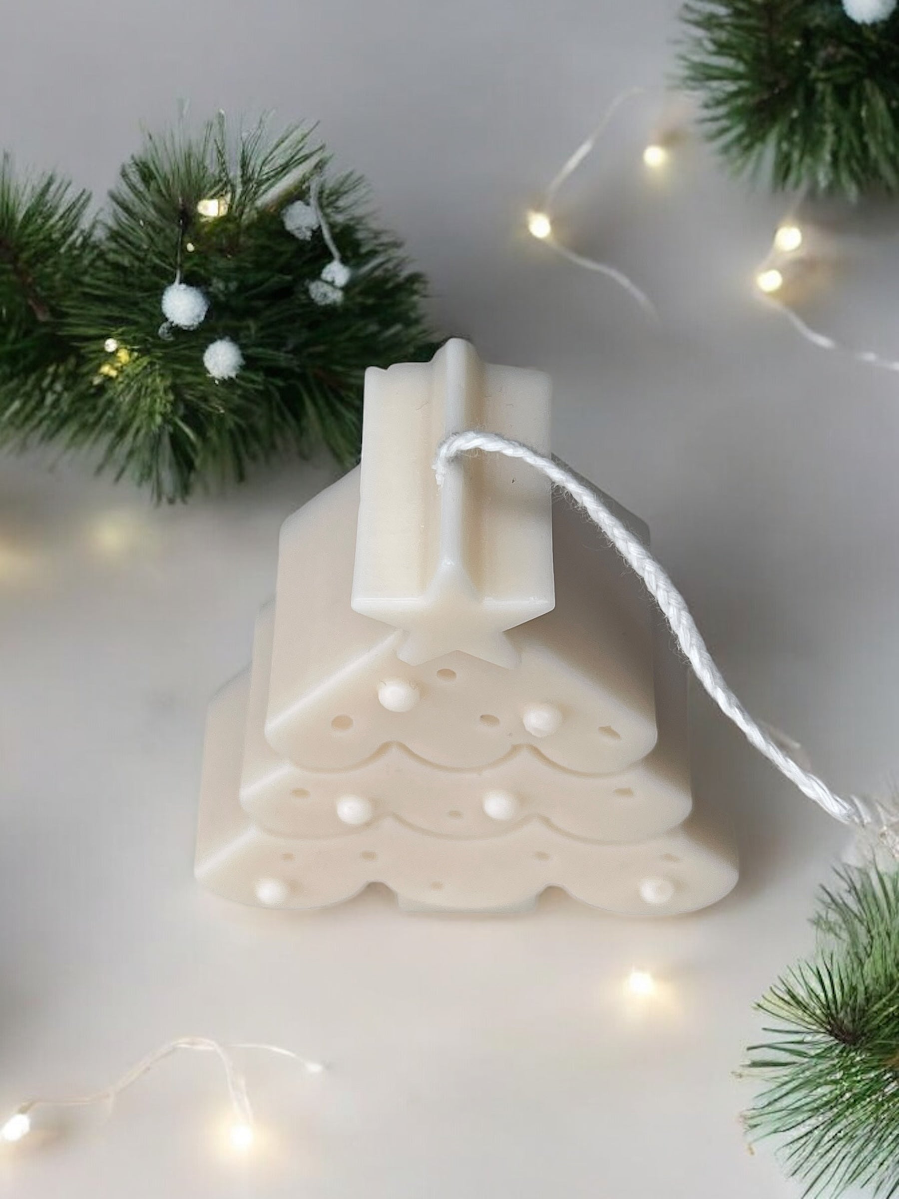 DECORATIVE CANDLE - EXTRA SMALL CHRISTMAS TREE