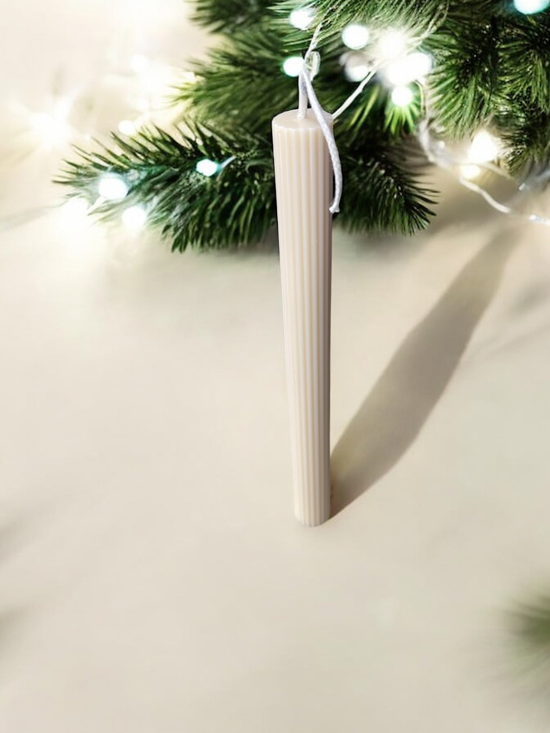 DECORATIVE CANDLE - TALL RIBBED CHRISTMAS PILLAR CANDLE