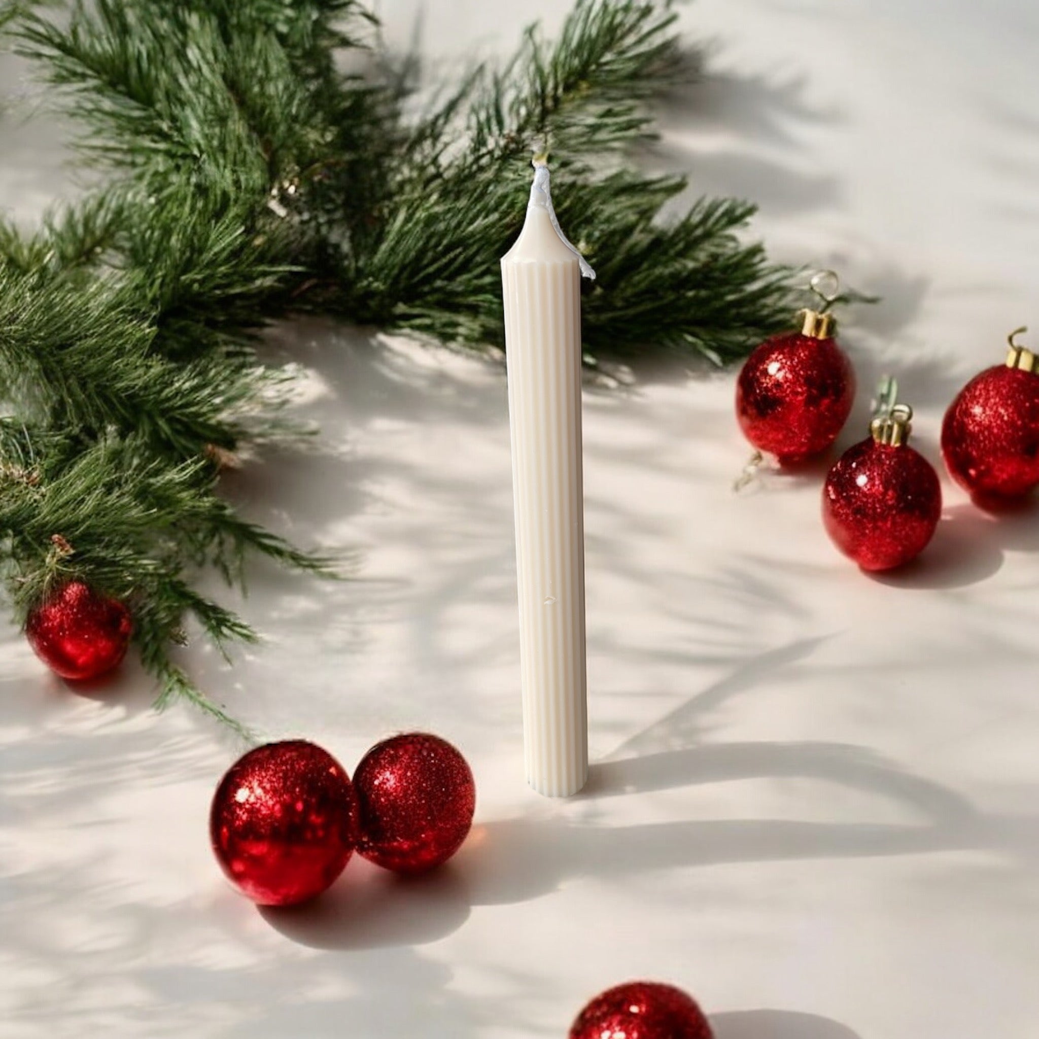 DECORATIVE CANDLE - RIBBED ROMAN CHRISTMAS PILLAR CANDLE